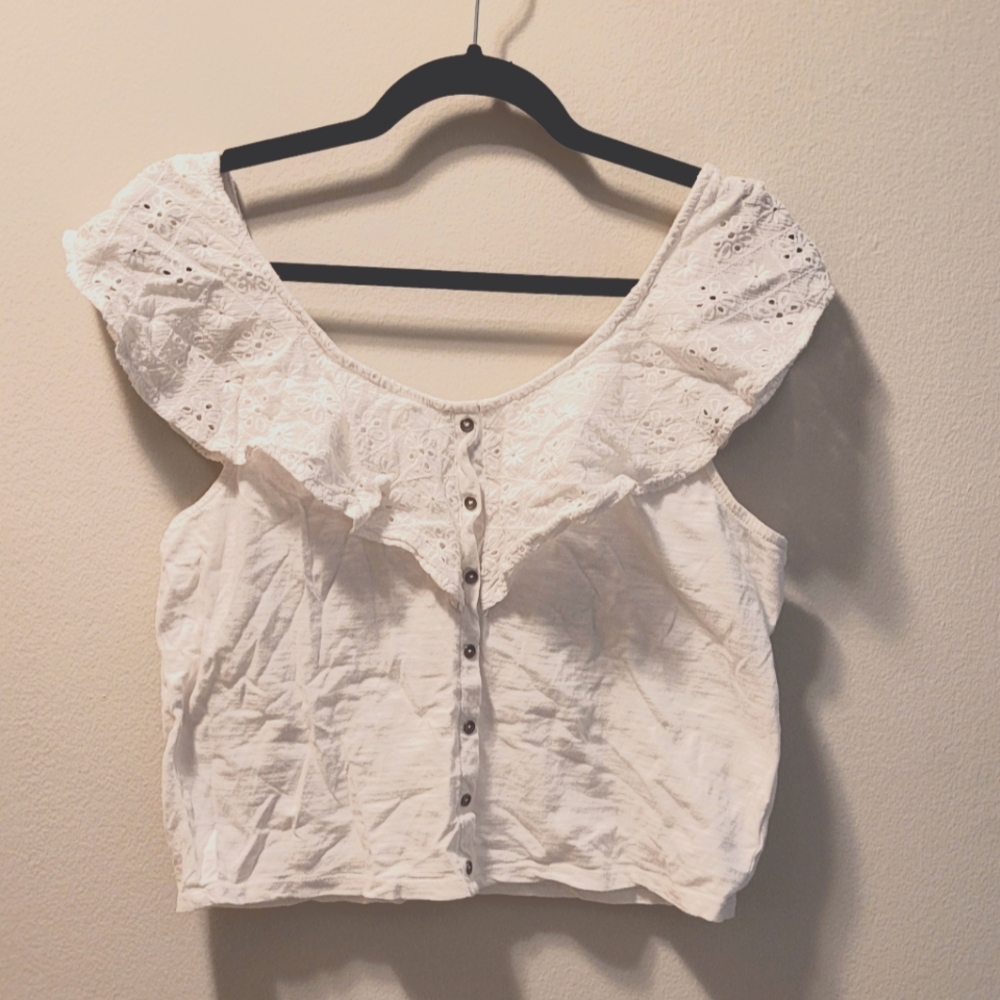 American Eagle white crop top